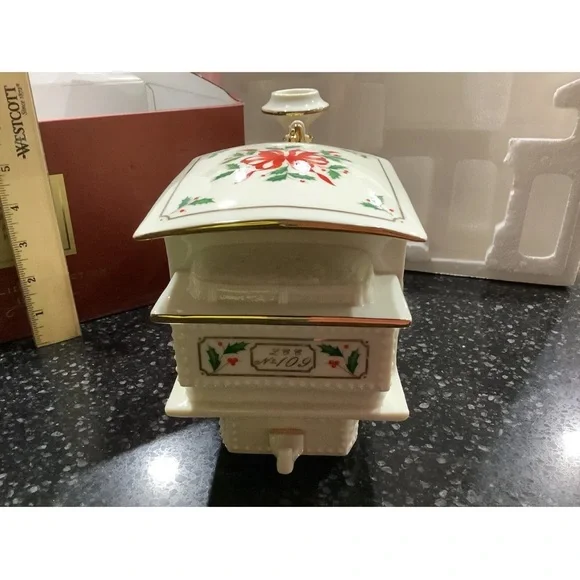 Lenox Christmas Holiday Junction Train Locomotive Engine
